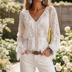 Women’s street fashion lace blouse with long sleeves